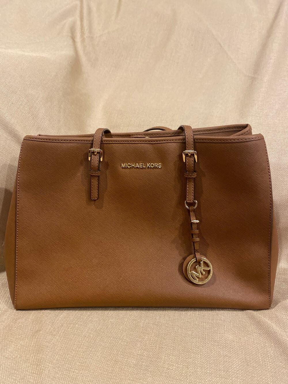 Michael Kors leather purse